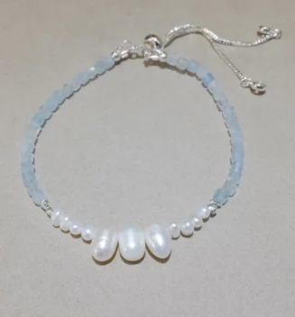 Handmade Nature Gemstone Bracelet with Freshwater Pearl Petite Gleam
