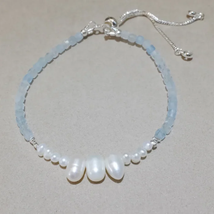 Handmade Nature Gemstone Bracelet with Freshwater Pearl Petite Gleam